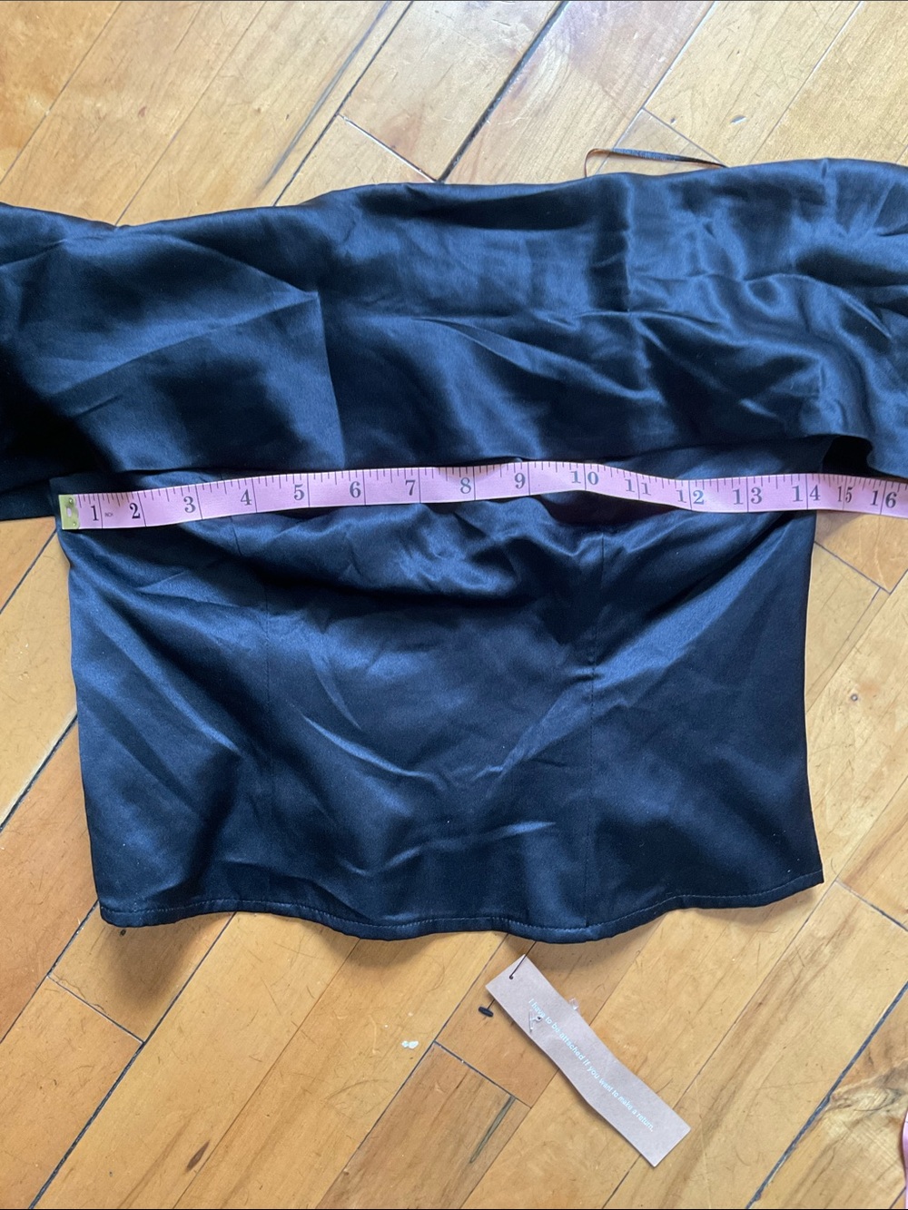 REFORMATION 

Lux Silk Top
-
$168 - Picture 9 of 12